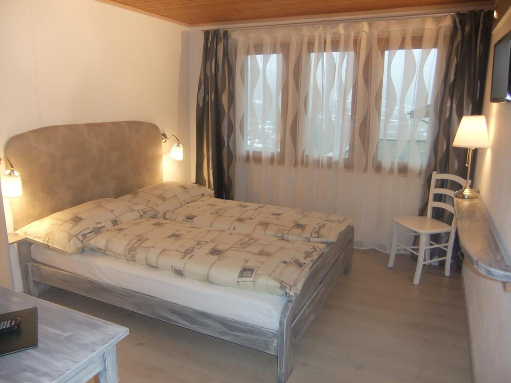 Weisshorn Hotel 2*